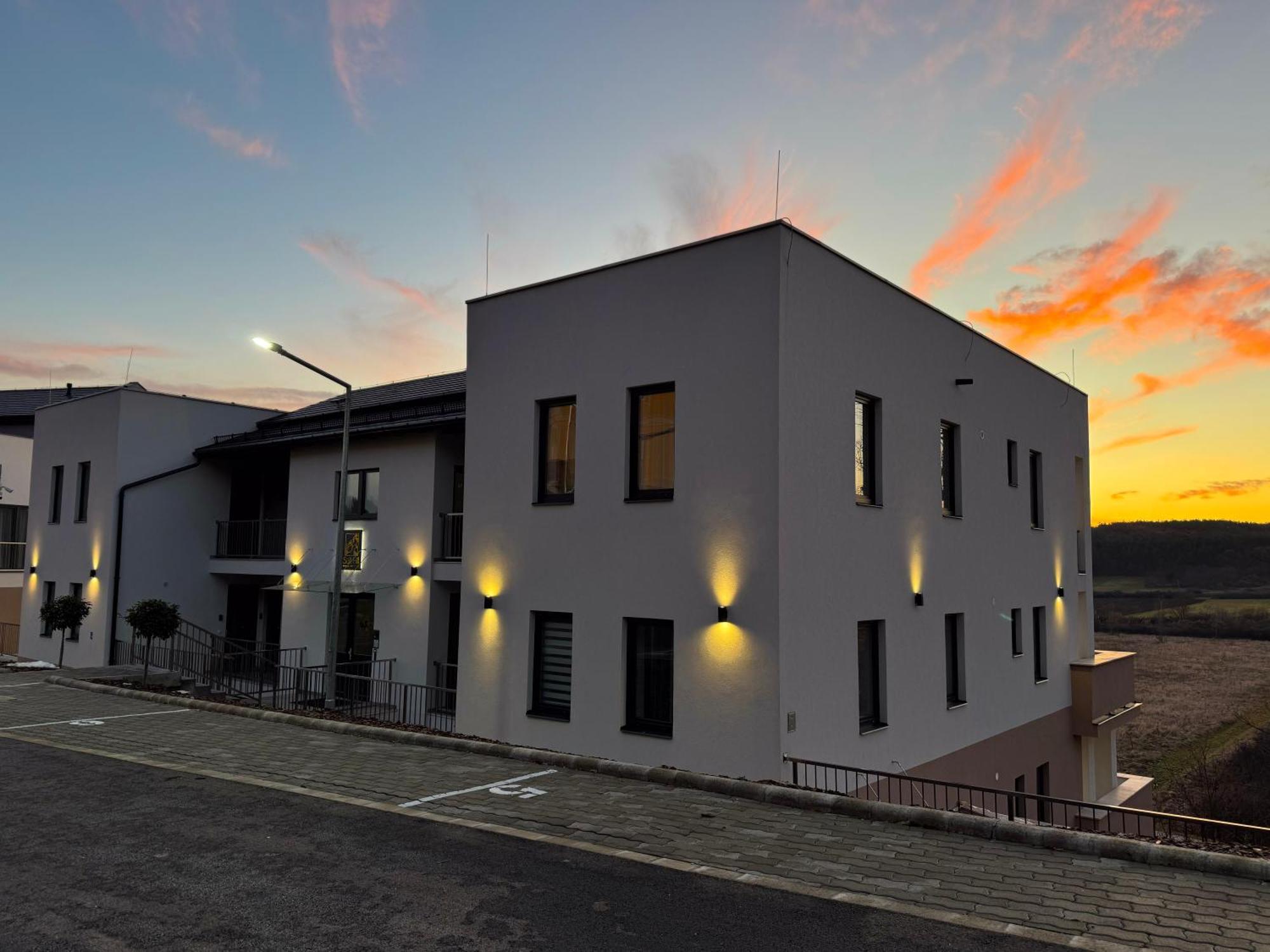Salt Hill Premium Apartments 에게르잘록 외부 사진