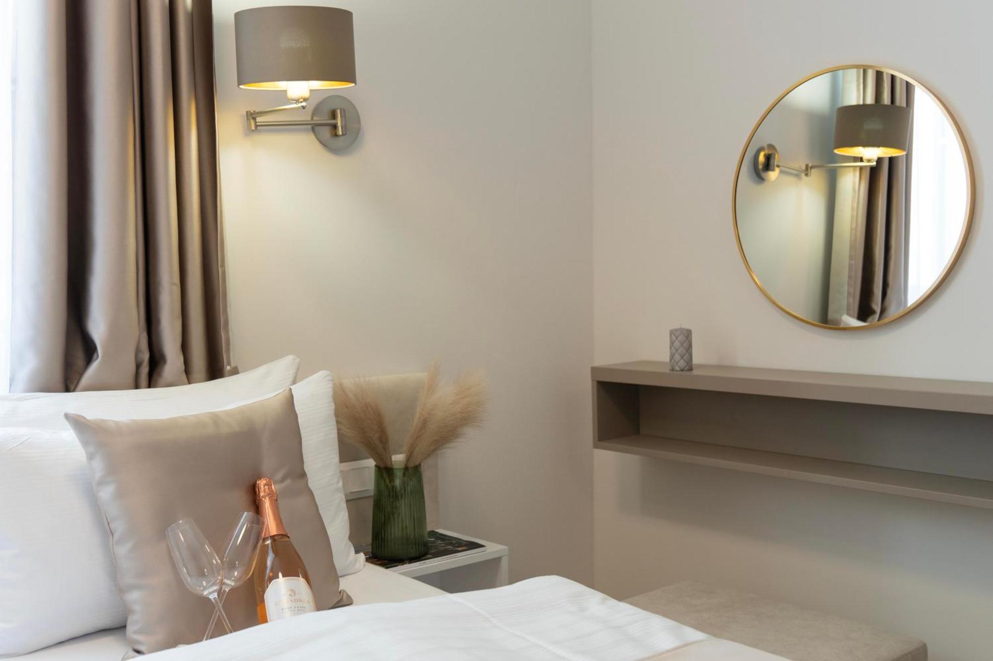 Salt Hill Premium Apartments 에게르잘록 외부 사진